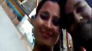 चमकदार सोनेरी वेश्या Avy स्कॉट गलिच्छ मैदानी fucks