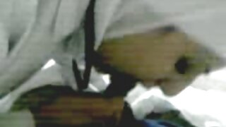 Busty छान curvy श्यामला प्रिया राय जंगली जातो आणि मागून fucked नाही