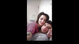 फिशनेट स्टॉकिंग्जमधील मेक्सिकन किन्नर क्रूरपणे डॉगीस्टाइलने बांधलेली